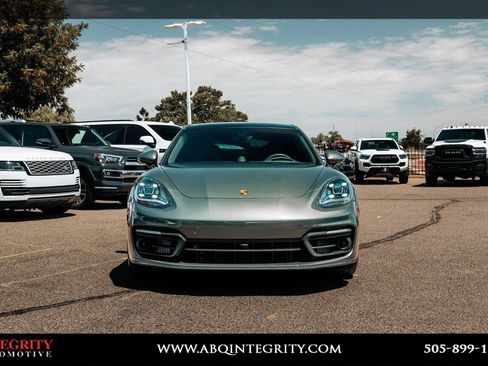 Used 2023 Porsche Panamera 4 Platinum Edition AWD/4WD image 2