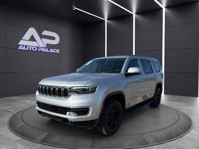 Used 2022 Jeep Wagoneer Series III w/ Rear Seat Video Group 1