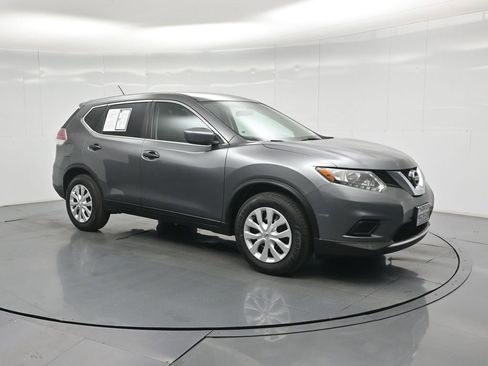 Used 2016 Nissan Rogue S FWD image 53