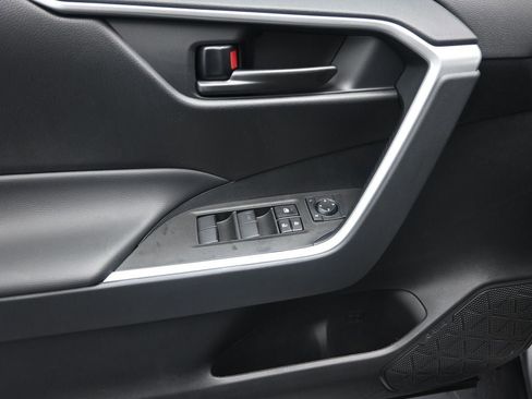 New 2025 Toyota RAV4 LE image 18