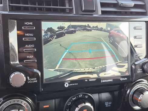 Used 2021 Toyota 4Runner TRD Off-Road AWD/4WD image 26