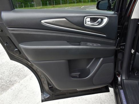 Used 2019 INFINITI QX60 Pure AWD/4WD image 38