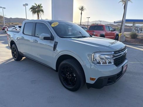 Used 2022 Ford Maverick Lariat w/ Equipment Group 500A Standard AWD/4WD image 3