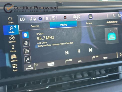 Used 2025 Jeep Wrangler Unlimited Sahara w/ Safety Group AWD/4WD image 19