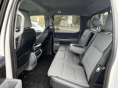 Used 2023 Ford F150 Lariat w/ Equipment Group 502A High image 13