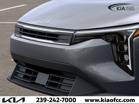 New 2026 Kia K4 LXS image 12