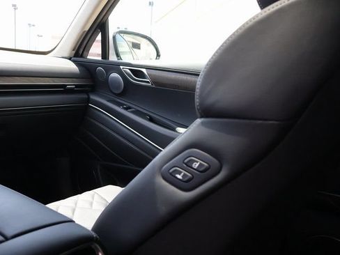 Used 2025 Genesis GV80 3.5T Prestige AWD/4WD image 22