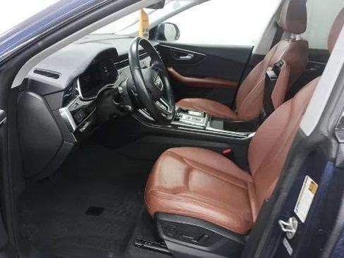 Used 2021 Audi Q8 Premium Plus w/ Premium Plus Package image 2