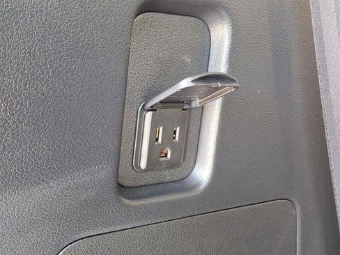 Used 2025 INFINITI QX80 Sensory image 34