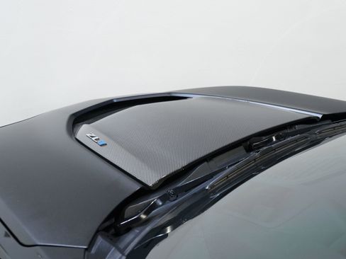 Used 2020 Chevrolet Camaro ZL1 RWD image 22