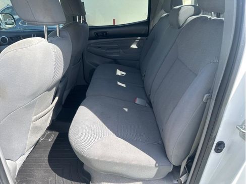 Used 2011 Toyota Tacoma 4x4 Double Cab w/ TRD Off-Road Pkg w/JBL Audio image 21