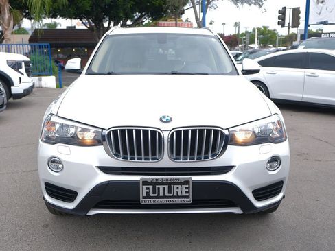 Used 2017 BMW X3 sDrive28i image 2