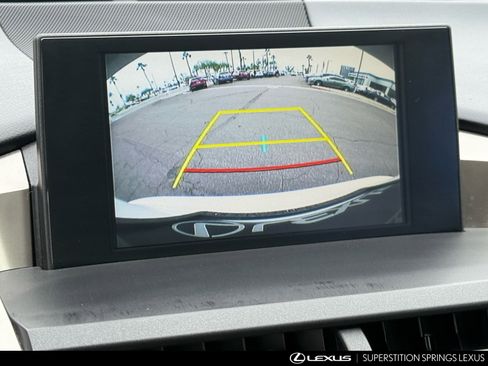 Used 2015 Lexus NX 300h AWD image 22