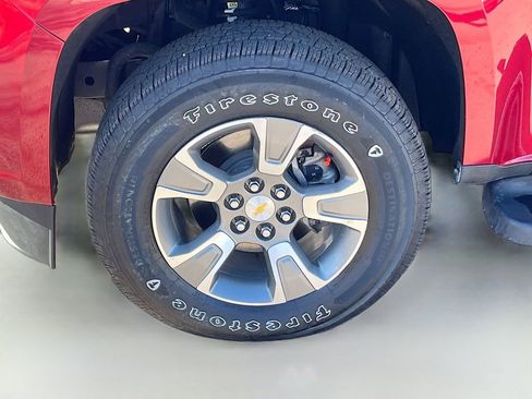 Used 2021 Chevrolet Colorado LT w/ LT Convenience Package image 28