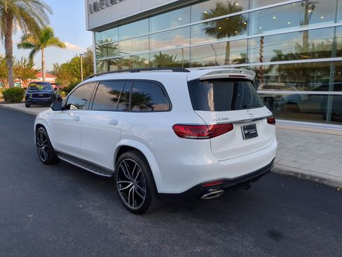 Used 2023 Mercedes-Benz GLS 580 4MATIC image 6