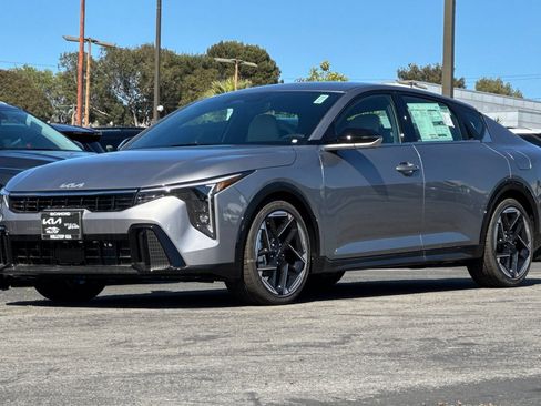 New 2026 Kia K4 GT-Line image 8