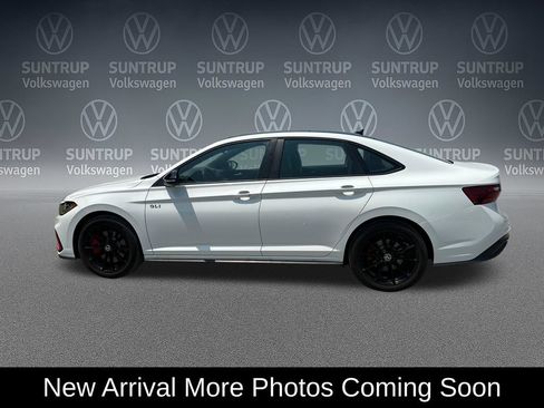 Used 2025 Volkswagen Jetta GLI Autobahn w/ GLI Black Package FWD image 3