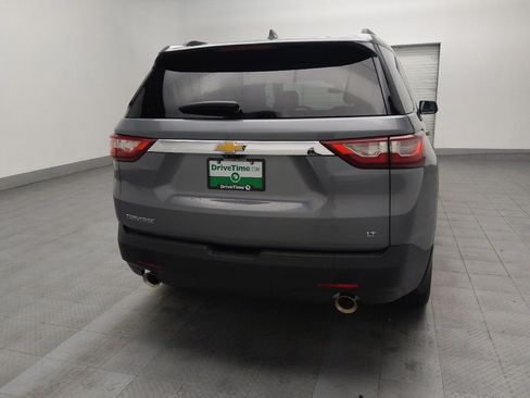 Used 2021 Chevrolet Traverse LT w/ LT Premium Package image 7