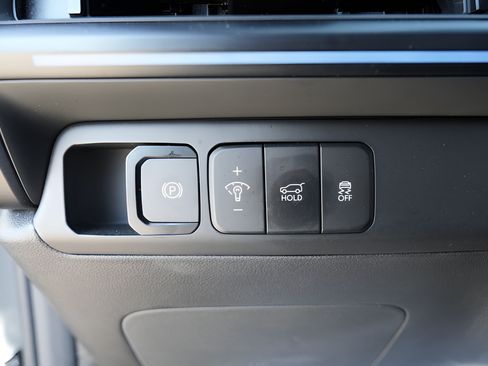 Used 2025 Hyundai Santa Fe Calligraphy AWD/4WD image 34