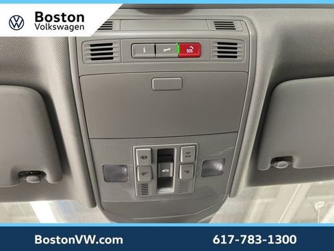 New 2026 Volkswagen Jetta SE FWD image 23