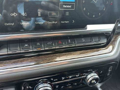 Used 2024 GMC Sierra 1500 Elevation w/ X31 Off-Road Package AWD/4WD image 23