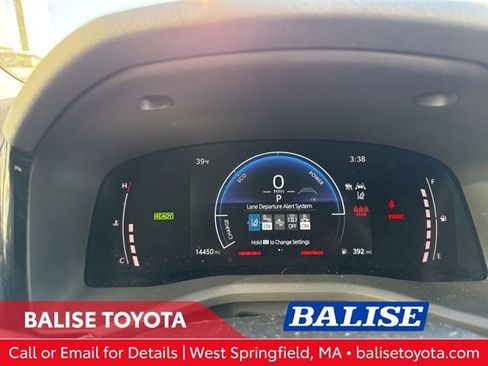 Used 2025 Toyota Camry LE w/ Convenience Package image 13