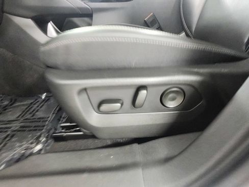 Used 2024 Buick Envision Preferred AWD/4WD image 11
