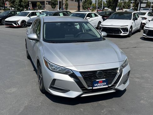 Used 2020 Nissan Sentra SV FWD image 4
