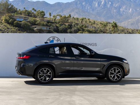Certified 2025 BMW X4 xDrive30i image 5