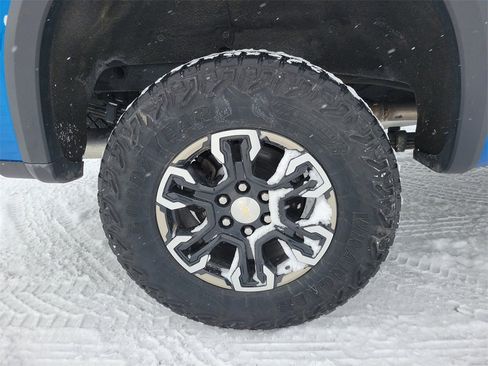 Used 2025 Chevrolet Blazer EV RS image 5