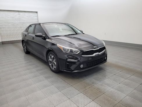 Used 2019 Kia Forte LXS FWD image 13