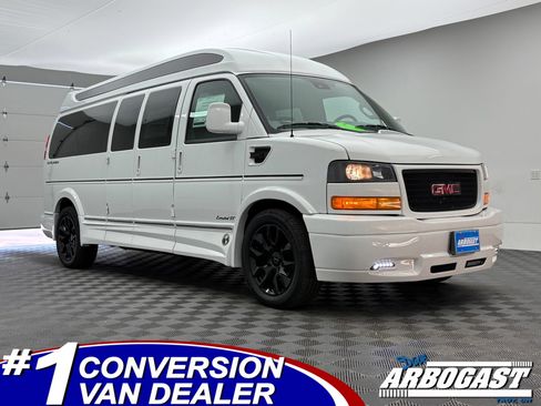 New 2026 GMC Savana 3500 Extended w/ Driver Convenience Package RWD image 1