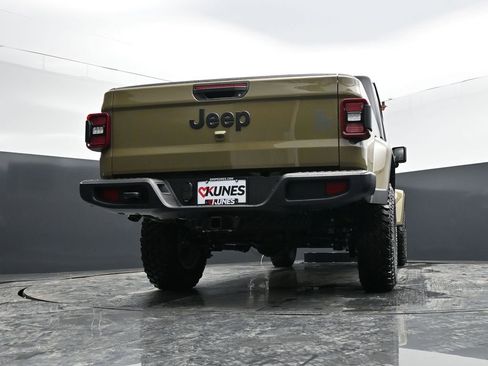 New 2026 Jeep Gladiator Willys AWD/4WD image 42