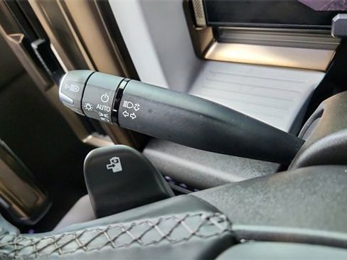 Used 2024 GMC Hummer EV 3X w/ Omega Edition image 40