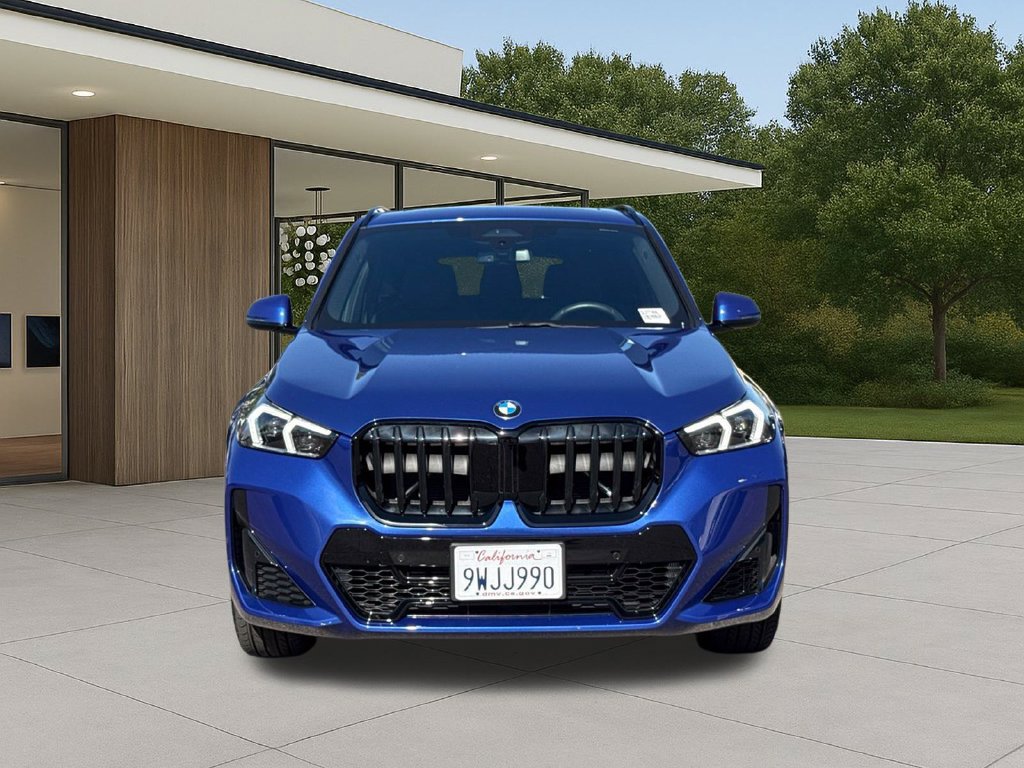 Used 2026 BMW X1 xDrive28i w/ M Sport Package AWD/4WD image 4