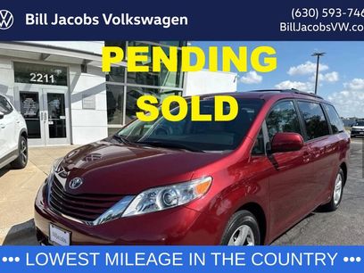 Used 2017 Toyota Sienna LE