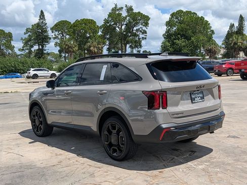 Certified 2026 Kia Sorento SX Prestige AWD/4WD image 6