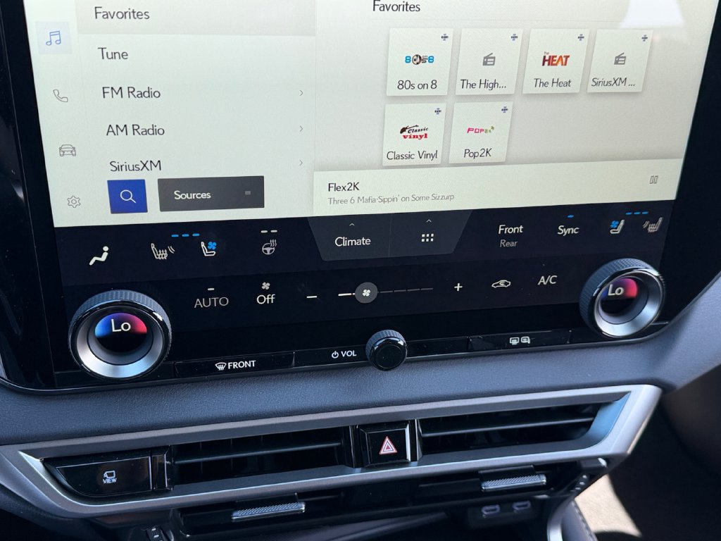 New 2026 Lexus RX 450h AWD image 19
