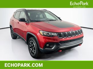 Used 2025 Jeep Compass Trailhawk AWD/4WD video 1