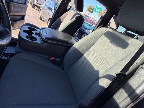 Used 2024 RAM 3500 Tradesman w/ Chrome Appearance Group image 22