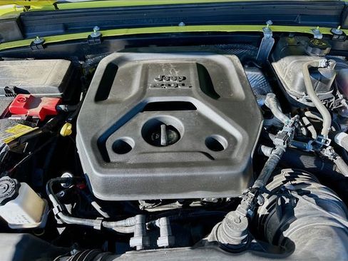 Used 2024 Jeep Wrangler Sport S image 28