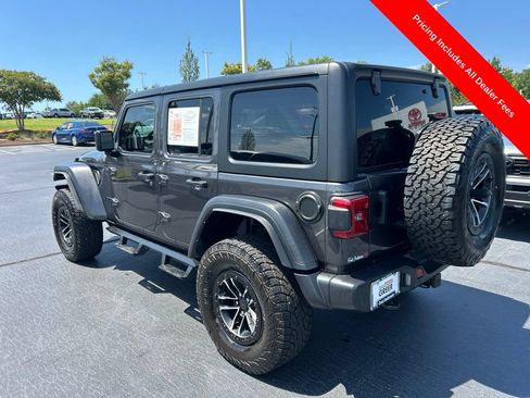 Used 2024 Jeep Wrangler Unlimited Sport AWD/4WD image 18