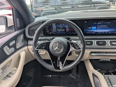Certified 2024 Mercedes-Benz GLS 450 4MATIC image 3