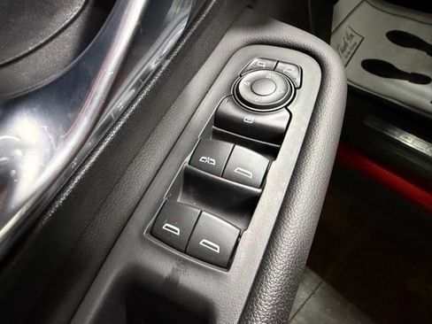 Used 2023 GMC Terrain Denali AWD/4WD image 13
