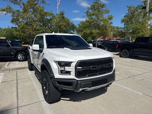 Certified 2020 Ford F150 Raptor w/ Equipment Group 802A Luxury AWD/4WD image 5
