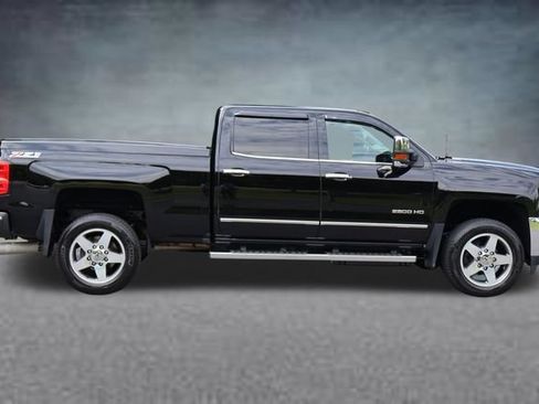 Used 2016 Chevrolet Silverado 2500 LTZ w/ Duramax Plus Package AWD/4WD image 2