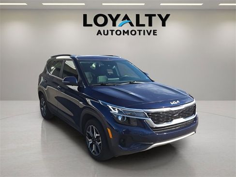 Used 2023 Kia Seltos EX image 7