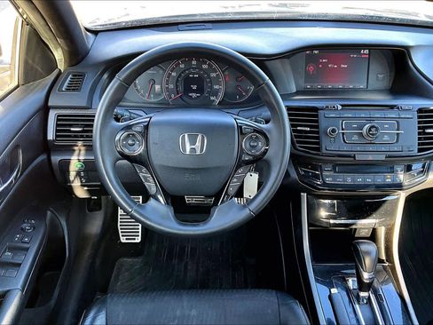 Used 2016 Honda Accord Sport image 6