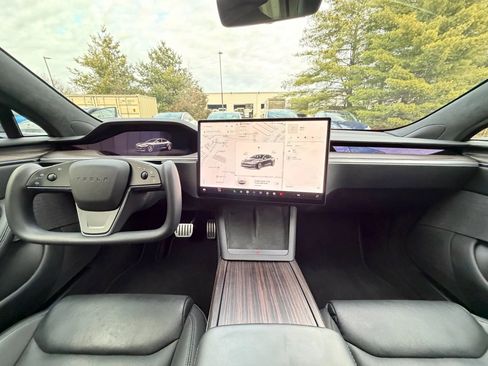 Used 2022 Tesla Model S image 2