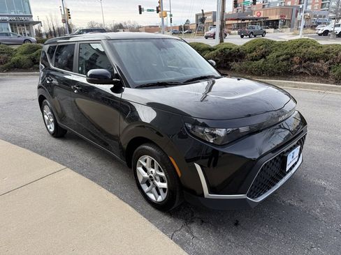 Used 2024 Kia Soul LX w/ Option Group 015 image 3